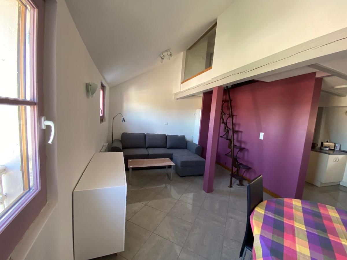 Guesthouse Les 3 Chateaux Егишем Екстериор снимка