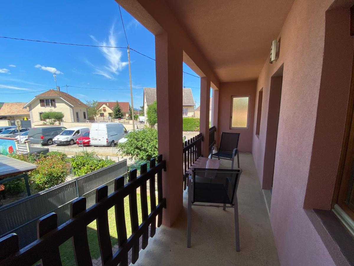Guesthouse Les 3 Chateaux Егишем Екстериор снимка