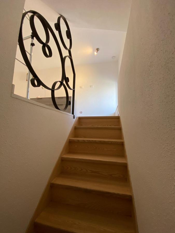 Guesthouse Les 3 Chateaux Егишем Екстериор снимка