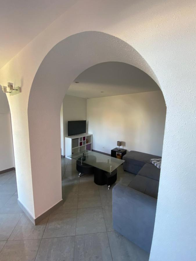 Guesthouse Les 3 Chateaux Егишем Екстериор снимка