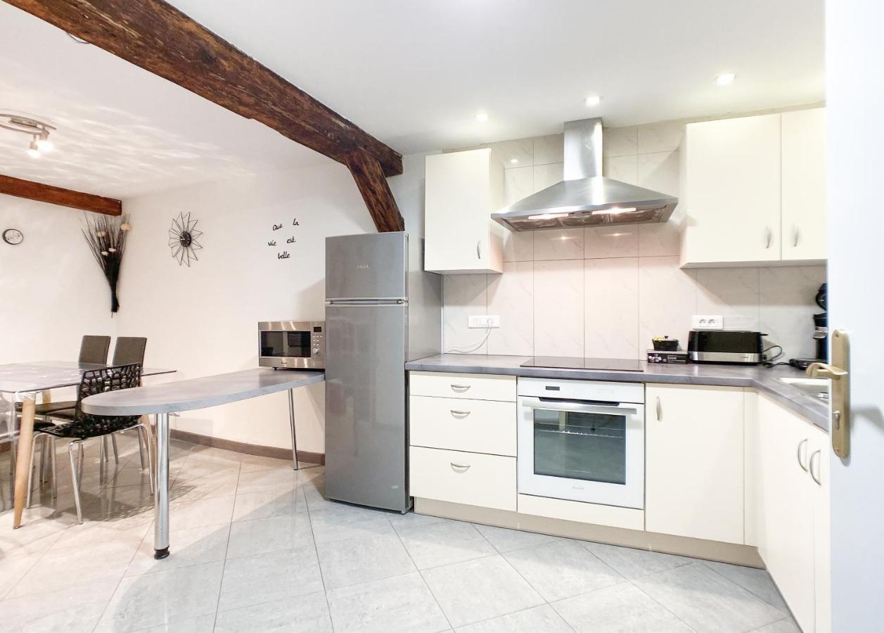 Guesthouse Les 3 Chateaux Егишем Екстериор снимка